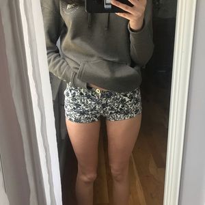 H&M Floral Print Shorts 💐